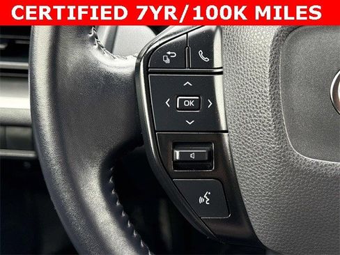 Used 2023 Toyota Prius LE image 24