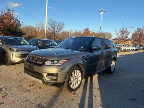 Used 2017 Land Rover Range Rover Sport HSE image 3