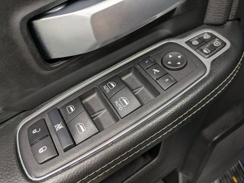 Used 2024 RAM 2500 Big Horn w/ Bed Utility Group image 10