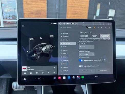 Used 2020 Tesla Model 3 Long Range AWD/4WD image 34