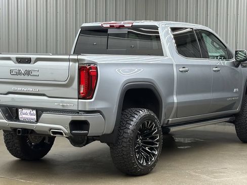 Used 2026 GMC Sierra 1500 Denali Ultimate AWD/4WD image 5
