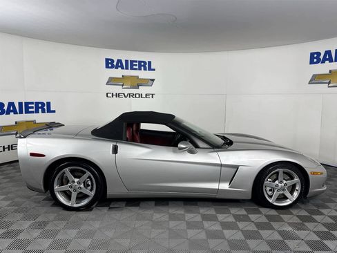 Used 2005 Chevrolet Corvette Convertible w/ Preferred Equipment Group image 6