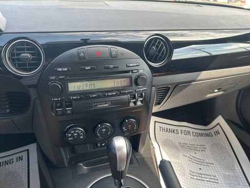 Used 2008 MAZDA MX-5 Miata Grand Touring w/ Premium Pkg image 19