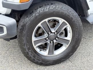 Used 2019 Jeep Wrangler Unlimited Sahara AWD/4WD video 2