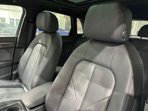 Used 2022 Audi Q3 2.0T Premium AWD/4WD image 44