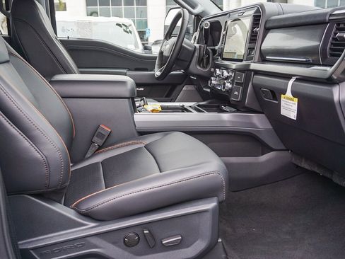 New 2025 Ford F250 Lariat w/ Lariat Ultimate Package image 12