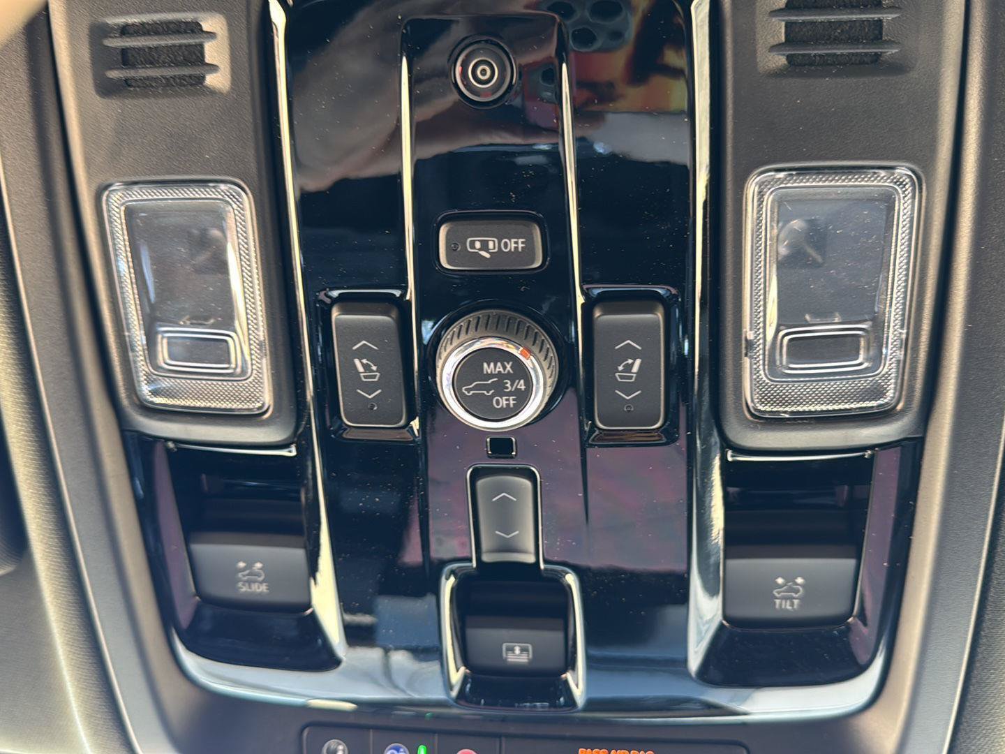 New 2026 GMC Yukon Denali w/ Denali Reserve Package AWD/4WD image 22