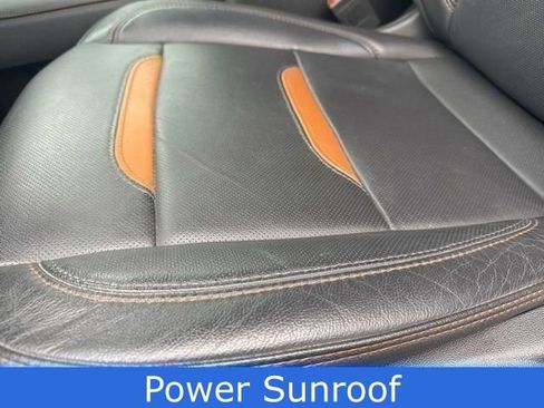 Used 2024 GMC Sierra 1500 AT4 w/ Technology Package image 32