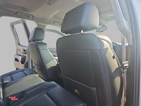 Used 2018 Chevrolet Silverado 1500 LTZ Z71 w/ LTZ Plus Package AWD/4WD image 14