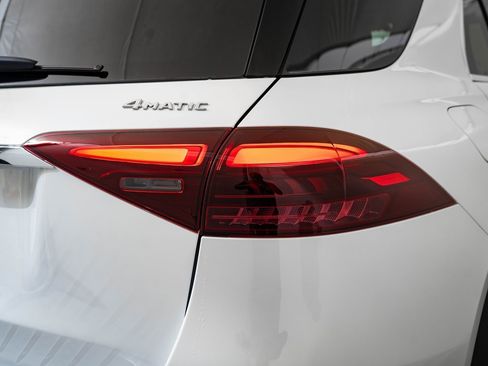 New 2026 Mercedes-Benz GLE 350 4MATIC image 9