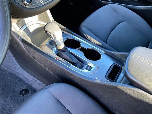 Used 2024 Chevrolet Malibu LT image 20