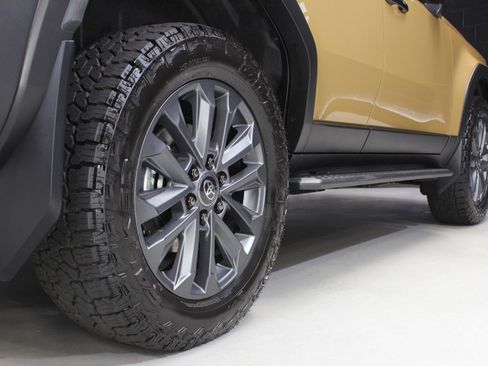 Used 2024 Toyota Land Cruiser w/ Premium Package image 21