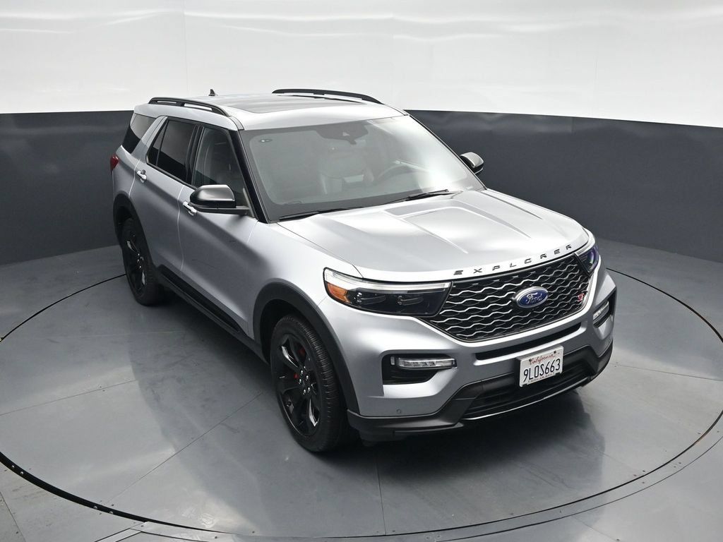 Used 2023 Ford Explorer ST w/ Equipment Group 401A AWD/4WD image 37