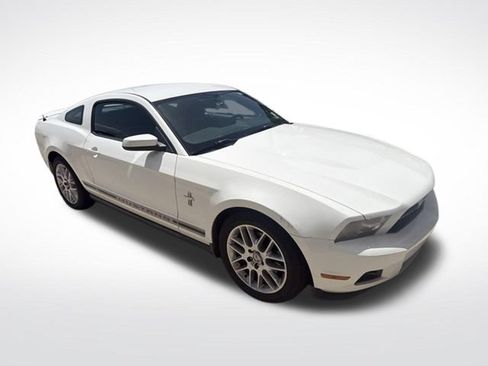 Used 2012 Ford Mustang Premium RWD image 6