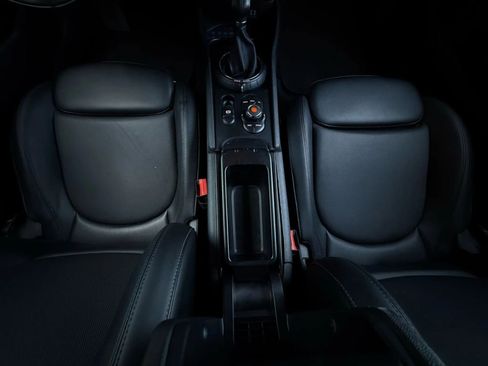 Used 2017 MINI Cooper Clubman S image 47
