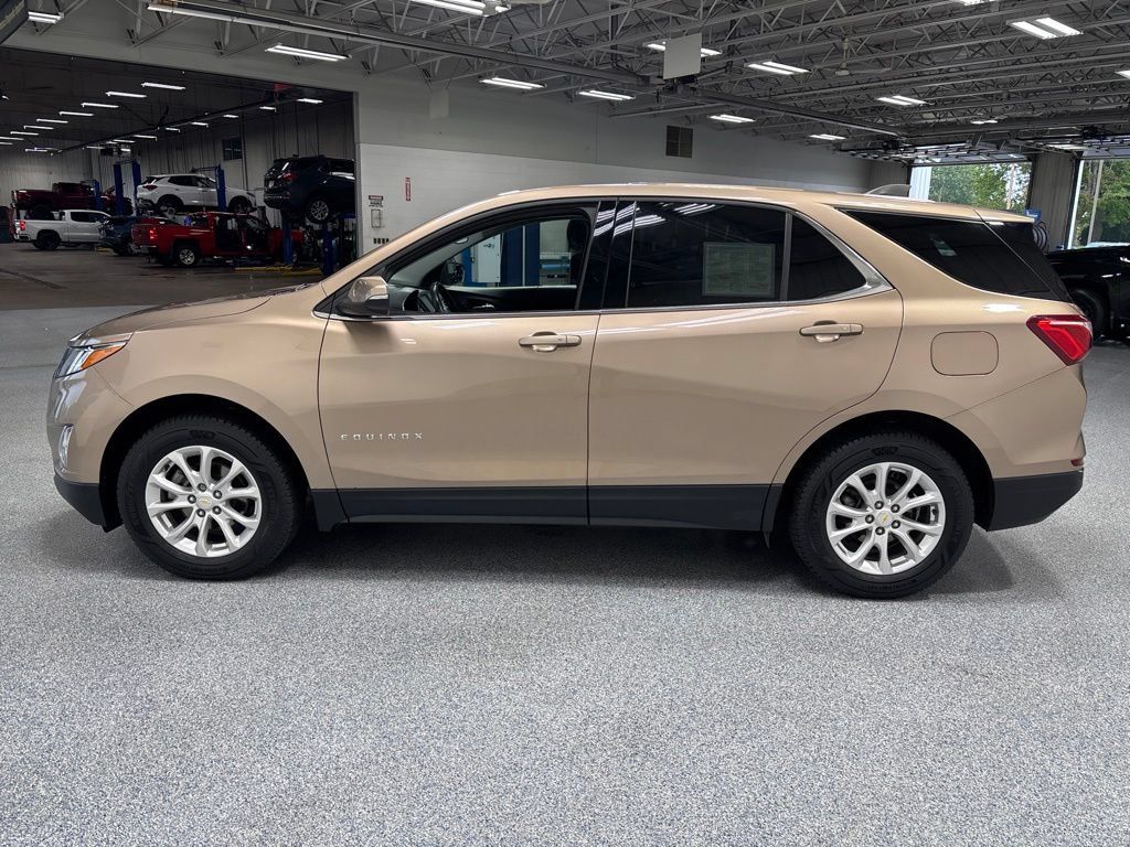 Used 2018 Chevrolet Equinox LT AWD/4WD image 4