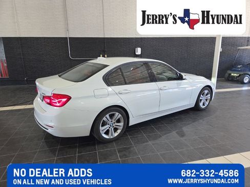 Used 2016 BMW 328i Sedan RWD image 5