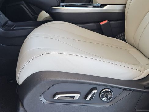 New 2026 Acura RDX SH-AWD image 23