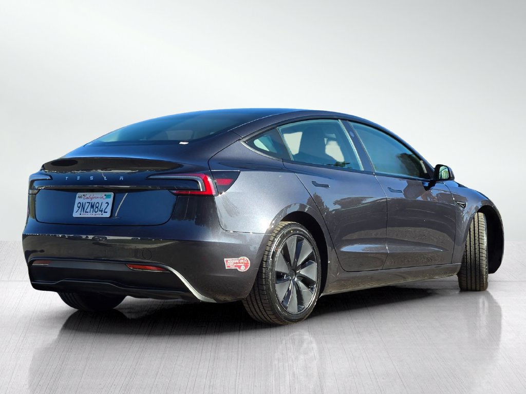Used 2024 Tesla Model 3 Standard Range RWD image 4