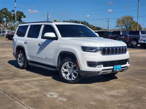 Used 2022 Jeep Wagoneer Series II image 30