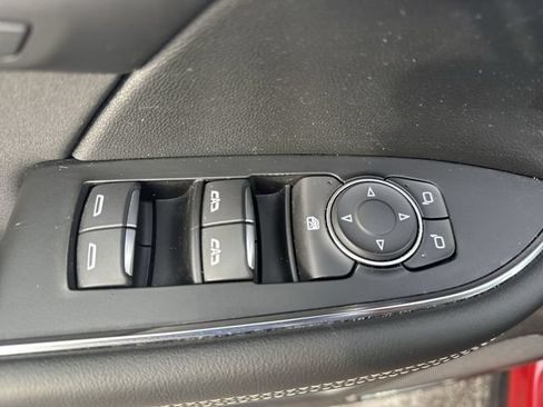 Used 2025 Buick Envision Sport Touring AWD/4WD image 23