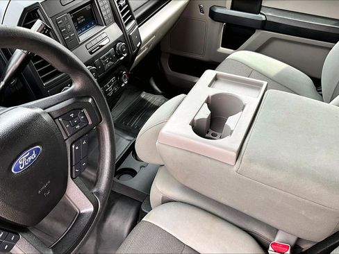 Used 2017 Ford F150 XL w/ XL Power Equipment Group AWD/4WD image 13