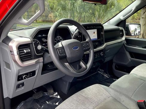 Used 2023 Ford F150 XLT image 13