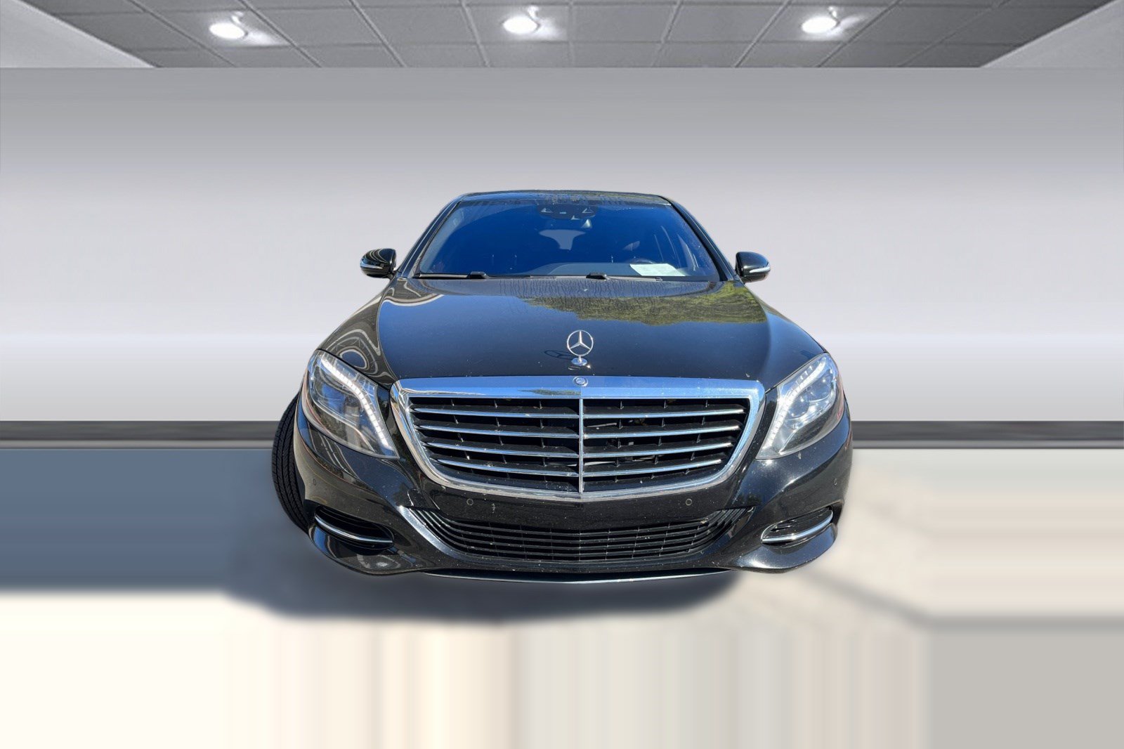 Used 2016 Mercedes-Benz S 550 Sedan image 4