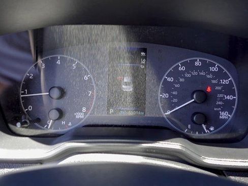Used 2025 Toyota Corolla LE FWD image 16