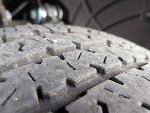 Used 2025 Chevrolet Silverado 2500 LT w/ Convenience Package image 12