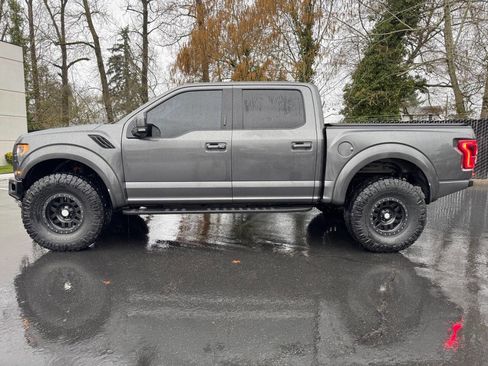 Used 2017 Ford F150 Raptor w/ Equipment Group 802A Luxury image 2