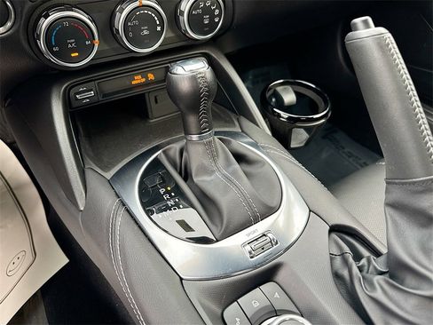 Used 2024 MAZDA MX-5 Miata RF Grand Touring w/ Weather Package image 16