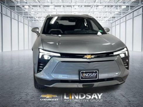 Used 2025 Chevrolet Blazer EV LT w/ Super Cruise Package AWD/4WD image 6