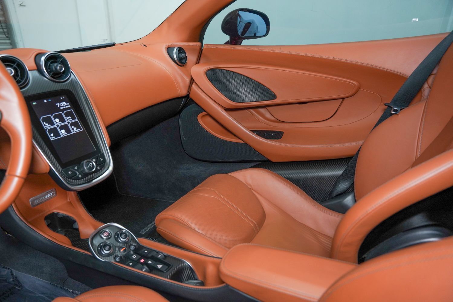 Used 2017 McLaren 570S RWD image 41