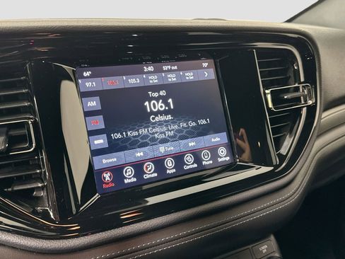 Used 2022 Dodge Durango GT image 13