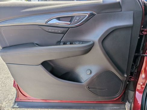 Used 2023 Buick Envision Essence FWD image 31