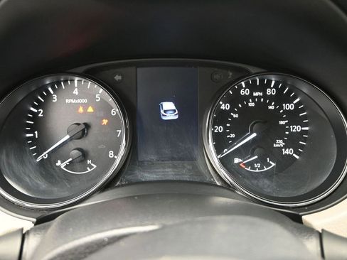 Used 2018 Nissan Rogue Sport SV image 22