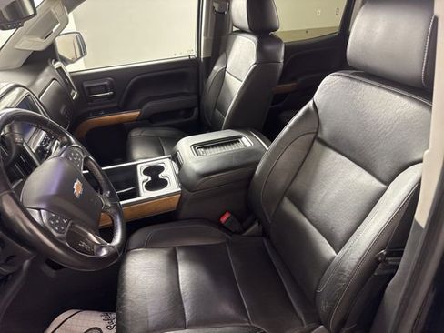 Used 2018 Chevrolet Silverado 1500 LTZ w/ Sport Package image 23