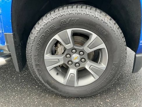 Used 2018 Chevrolet Colorado Z71 AWD/4WD image 18