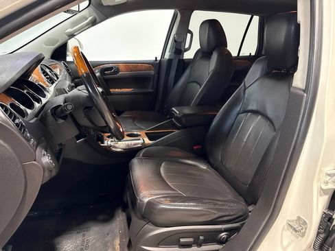 Used 2012 Buick Enclave Leather FWD image 19