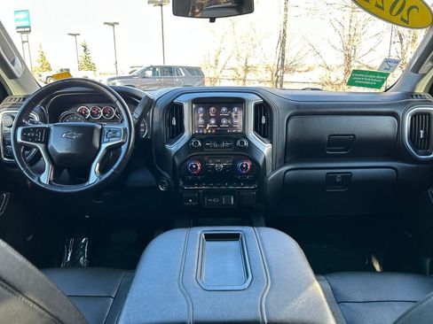 Used 2021 Chevrolet Silverado 1500 LT Trail Boss w/ Convenience Package II image 6