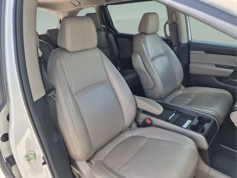 Used 2018 Honda Odyssey Elite image 19