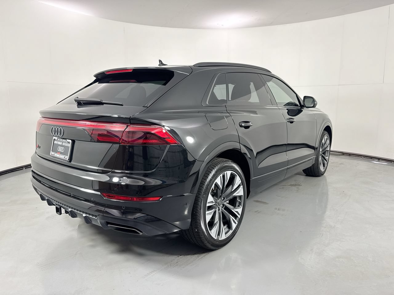 Used 2025 Audi Q8 Premium Plus AWD/4WD image 5