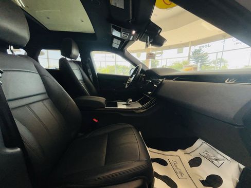 Used 2025 Land Rover Range Rover Evoque S AWD/4WD image 37