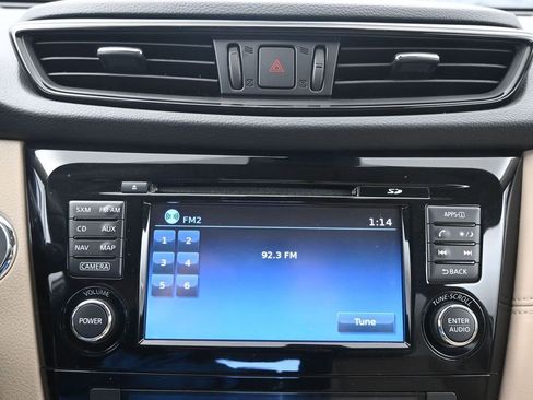 Used 2017 Nissan Rogue SL w/ SL Premium Package image 36