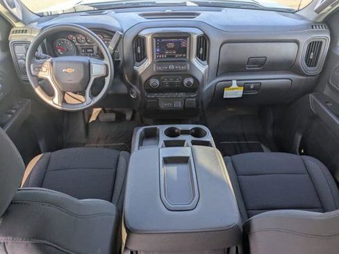 New 2026 Chevrolet Silverado 1500 Custom w/ LPO, Dark Essentials Package RWD image 17