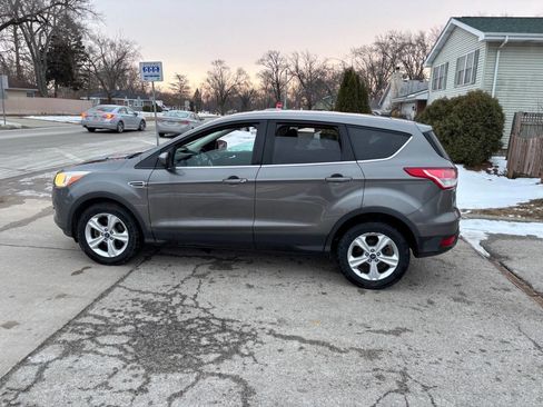 Used 2014 Ford Escape SE image 11