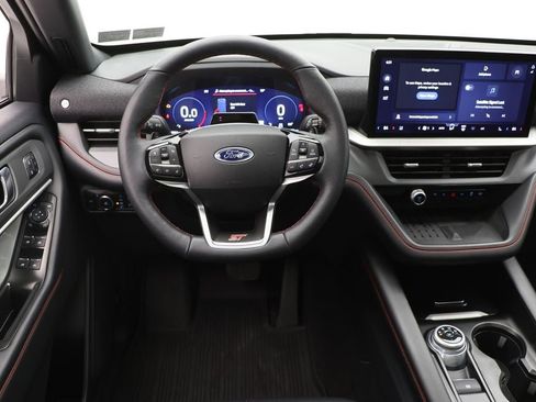 Used 2025 Ford Explorer ST AWD/4WD image 14