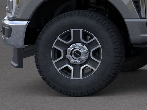 New 2026 Ford F250 Lariat w/ FX4 Off-Road Package image 19