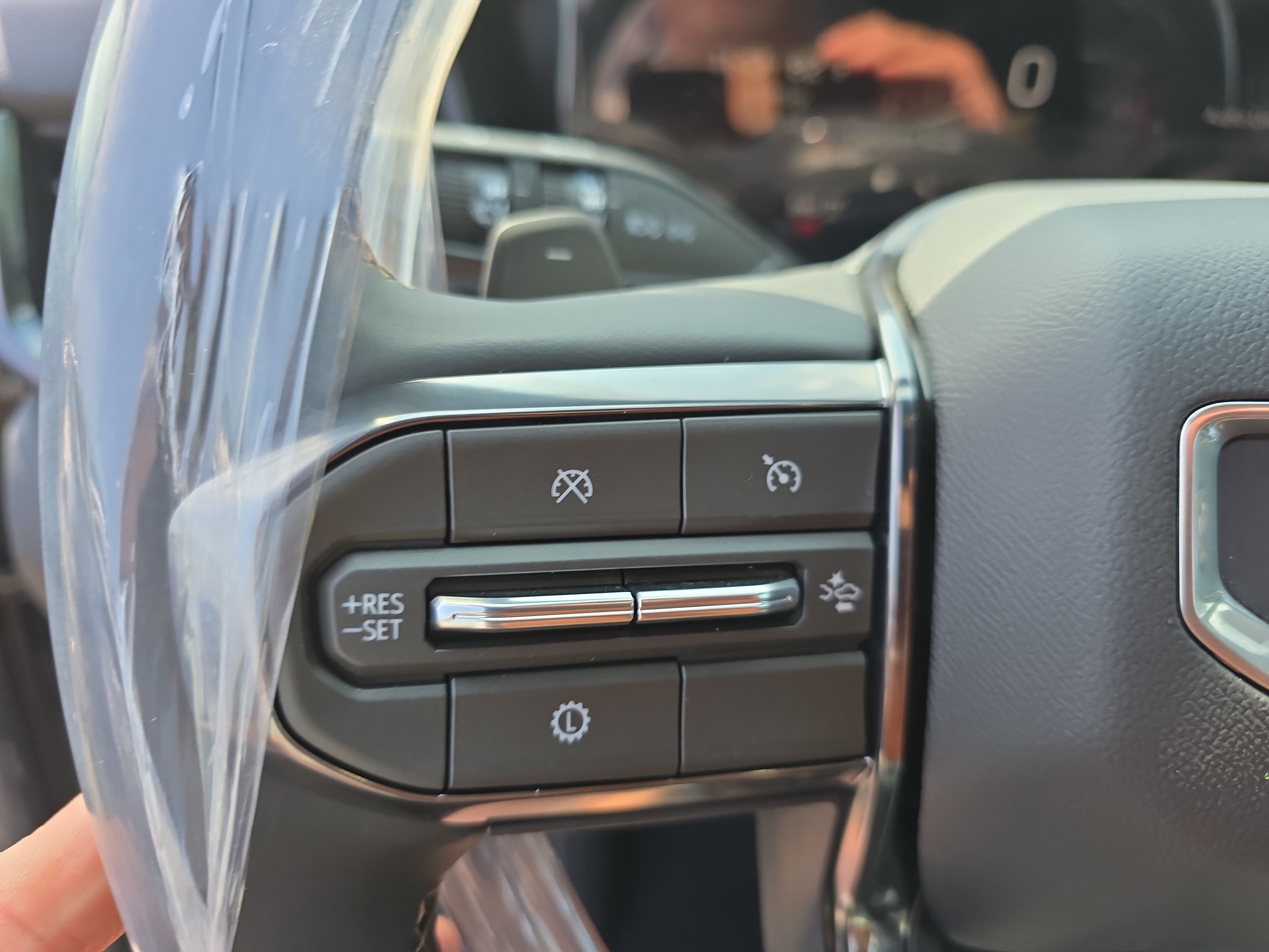 New 2027 GMC Terrain AT4 w/ LPO, Floor Liner Package AWD/4WD image 22